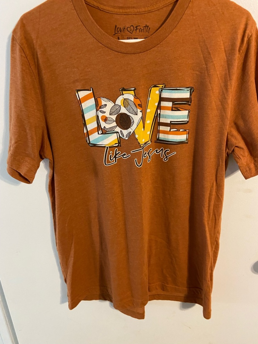 Love Rust Short-Sleeve 'LOVE Like Jesus' Graphic Tee